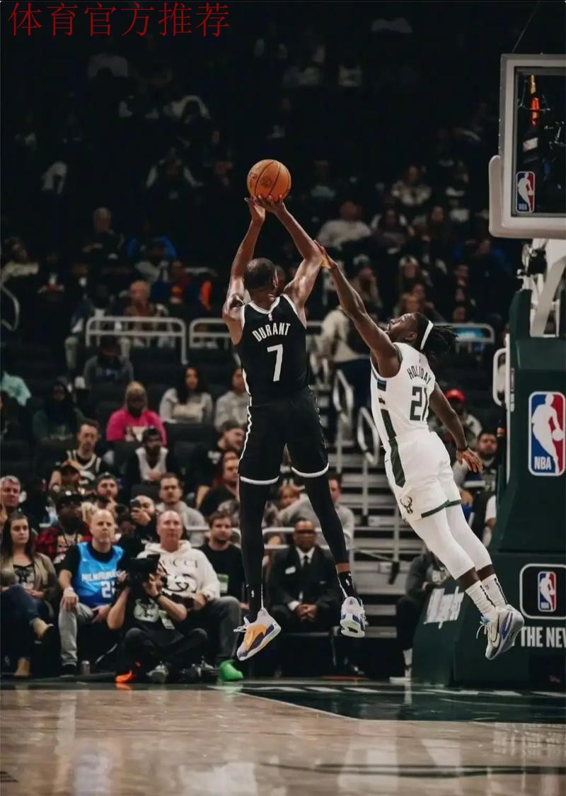 死神再现!杜兰特干拔三分追平比分 死神再现!杜兰特干拔三分追平比分